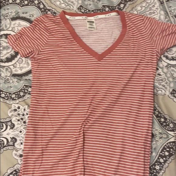 PINK v-neck tee shirt - Picture 1 of 2